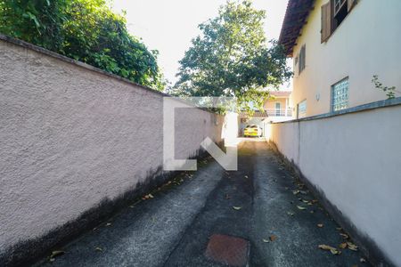 Casa de condomínio à venda com 170m², 2 quartos e 6 vagas Casa de condomínio à venda com 170m², 2 quartos e 6 vagasQuintal