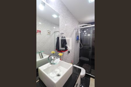 Casa de condomínio à venda com 170m², 2 quartos e 6 vagas Casa de condomínio à venda com 170m², 2 quartos e 6 vagasBanhiero Social