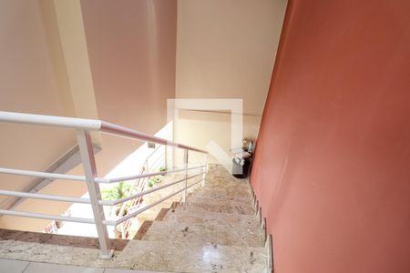 Casa de condomínio à venda com 170m², 2 quartos e 6 vagas Casa de condomínio à venda com 170m², 2 quartos e 6 vagasHall do 2º Andar