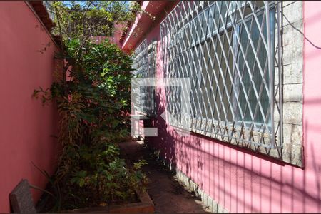 Casa para alugar com 100m², 2 quartos e sem vagaÁrea Externa