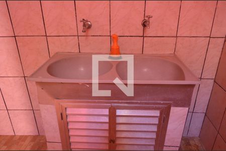 Casa para alugar com 100m², 2 quartos e sem vagaÁrea de Serviço