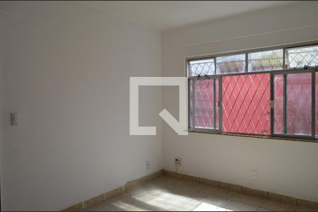 Sala de casa para alugar com 2 quartos, 100m² em Taquara, Rio de Janeiro