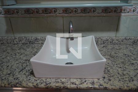 Casa para alugar com 100m², 2 quartos e sem vagaBanheiro Social