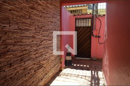 Casa para alugar com 100m², 2 quartos e sem vagaÁrea Externa