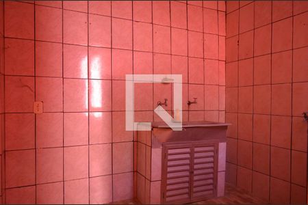 Casa para alugar com 100m², 2 quartos e sem vagaÁrea de Serviço