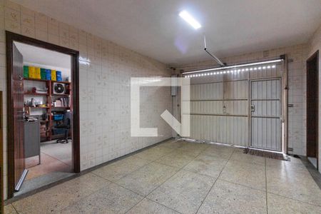Casa à venda com 345m², 4 quartos e 4 vagasGaragem