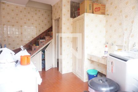 Casa à venda com 220m², 4 quartos e 4 vagasÁrea de Serviço