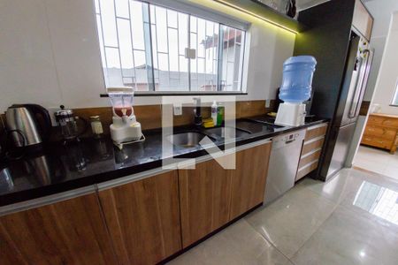 Casa para alugar com 180m², 3 quartos e 2 vagas Casa para alugar com 180m², 3 quartos e 2 vagasCozinha