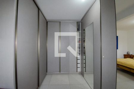 Casa para alugar com 180m², 3 quartos e 2 vagas Casa para alugar com 180m², 3 quartos e 2 vagasSuíte