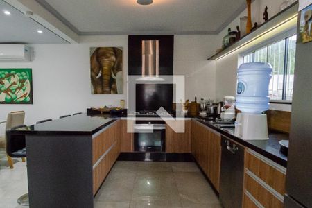 Casa para alugar com 180m², 3 quartos e 2 vagas Casa para alugar com 180m², 3 quartos e 2 vagasCozinha