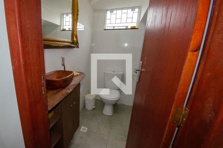 Casa para alugar com 180m², 3 quartos e 2 vagas Casa para alugar com 180m², 3 quartos e 2 vagasLavabo