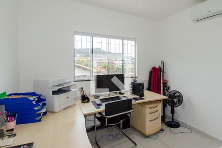 Casa para alugar com 180m², 3 quartos e 2 vagas Casa para alugar com 180m², 3 quartos e 2 vagasQuarto 3