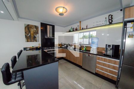 Casa para alugar com 180m², 3 quartos e 2 vagas Casa para alugar com 180m², 3 quartos e 2 vagasCozinha