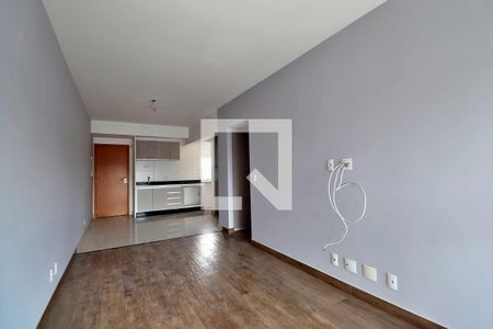 Sala de apartamento à venda com 2 quartos, 67m² em Vila Curuçá, Santo André