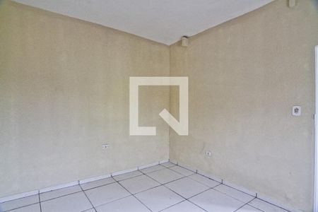 Quarto de casa para alugar com 1 quarto, 50m² em Vila Iório, São Paulo