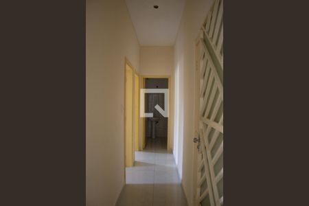 Corredor de apartamento para alugar com 2 quartos, 77m² em Saúde, São Paulo