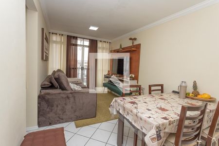 Sala  de apartamento à venda com 2 quartos, 65m² em Taboão, Diadema