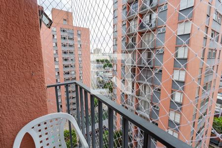 Varanda da sala  de apartamento à venda com 2 quartos, 65m² em Taboão, Diadema