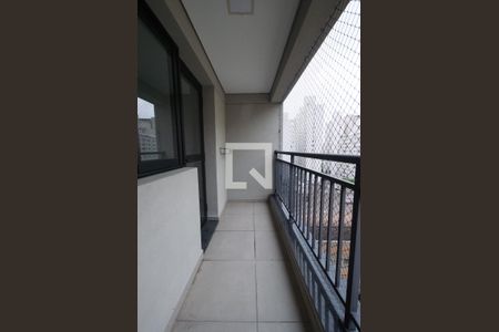 Apartamento à venda com 21m², 1 quarto e sem vaga Apartamento à venda com 21m², 1 quarto e sem vagaVaranda
