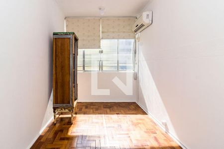 Apartamento à venda com 135m², 4 quartos e sem vaga Apartamento à venda com 135m², 4 quartos e sem vagaDormitório 3