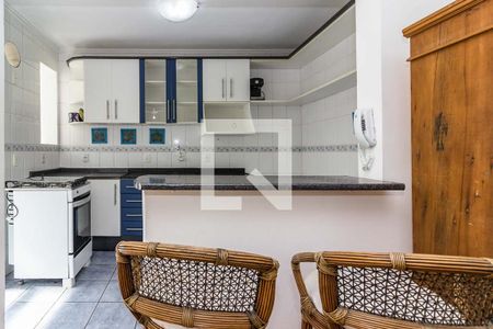 Apartamento à venda com 135m², 4 quartos e sem vaga Apartamento à venda com 135m², 4 quartos e sem vagaCozinha