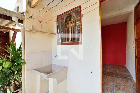 Área de Serviço de casa de condomínio para alugar com 1 quarto, 21m² em Parque Pinheiros, Taboão da Serra