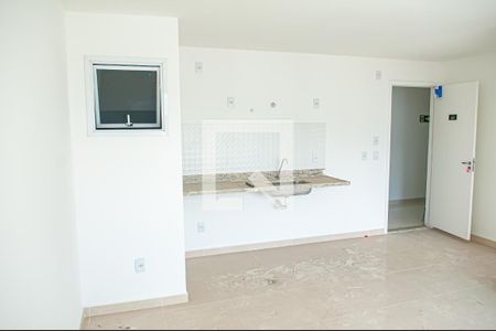 Sala e Cozinha de apartamento à venda com 1 quarto, 41m² em Taquara, Rio de Janeiro