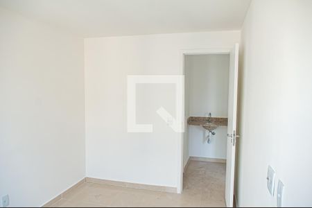 quarto  de apartamento à venda com 1 quarto, 41m² em Taquara, Rio de Janeiro