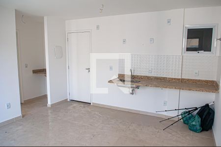sala e cozinha de apartamento à venda com 1 quarto, 41m² em Taquara, Rio de Janeiro