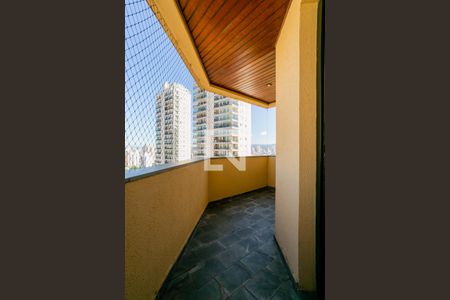 Apartamento à venda com 105m², 3 quartos e 2 vagasVaranda da sala