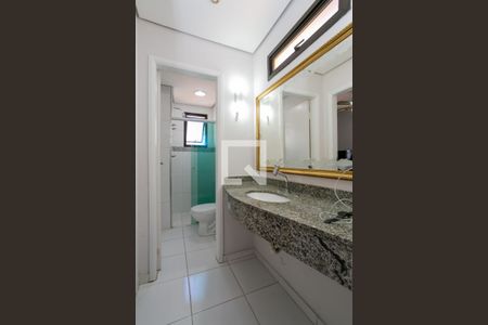 Apartamento à venda com 105m², 3 quartos e 2 vagasBanheiro da Suíte 2