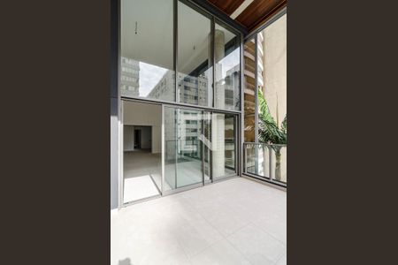 Apartamento à venda com 144m², 3 quartos e 2 vagasVaranda