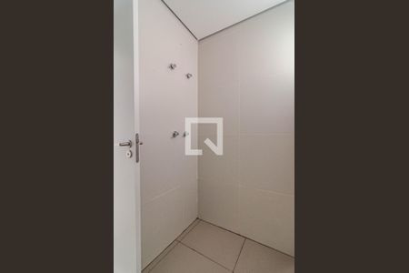 Apartamento à venda com 144m², 3 quartos e 2 vagasBanheiro da suíte