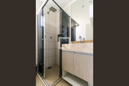 Apartamento à venda com 66m², 3 quartos e 2 vagas Apartamento à venda com 66m², 3 quartos e 2 vagasBanheiro da Suíte