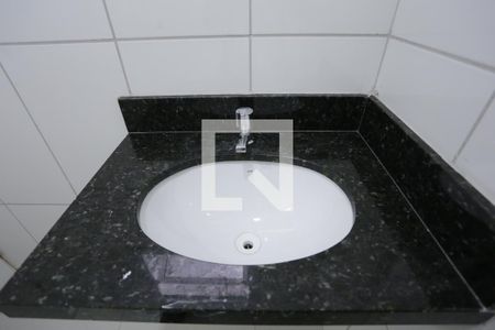 Casa de condomínio à venda com 80m², 2 quartos e 1 vagaBanheiro da Suíte 1