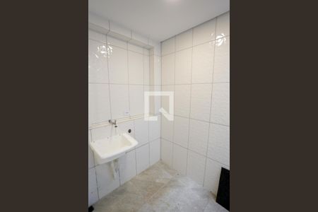 Casa de condomínio à venda com 80m², 2 quartos e 1 vagaÁrea de Serviço