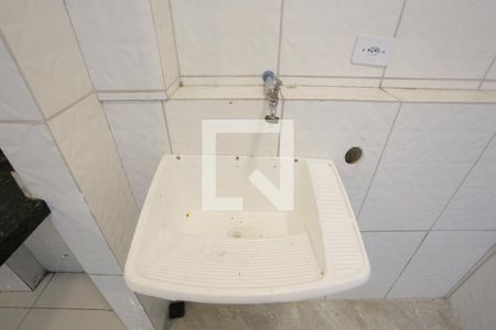 Casa de condomínio à venda com 80m², 2 quartos e 1 vagaÁrea de Serviço