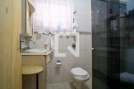Banheiro 2 de casa à venda com 2 quartos, 230m² em Vila Maria Tereza, Guarulhos