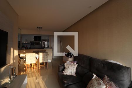Sala de apartamento para alugar com 3 quartos, 78m² em Jardim Rosa de Franca, Guarulhos