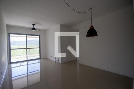 Sala de apartamento para alugar com 3 quartos, 93m² em Recreio dos Bandeirantes, Rio de Janeiro