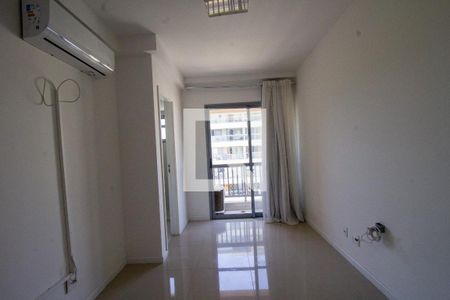 Suíte de apartamento para alugar com 3 quartos, 93m² em Recreio dos Bandeirantes, Rio de Janeiro
