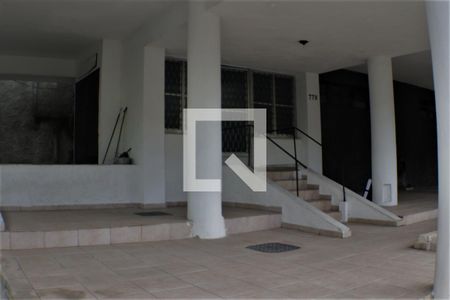 Apartamento à venda com 60m², 2 quartos e sem vagaFachada e portaria