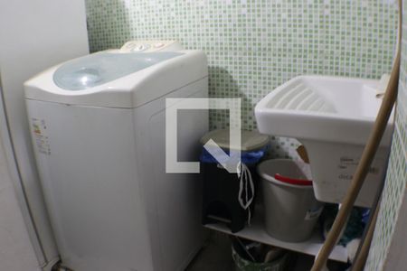 Apartamento à venda com 60m², 2 quartos e sem vagaCozinha e Área de Serviço