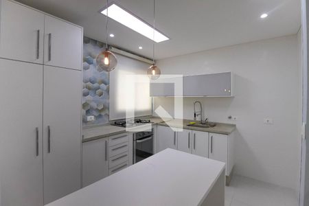 Casa de condomínio à venda com 103m², 2 quartos e 2 vagasCozinha