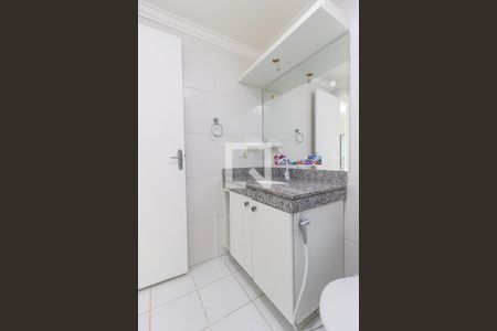 Casa à venda com 240m², 3 quartos e 2 vagasBanheiro