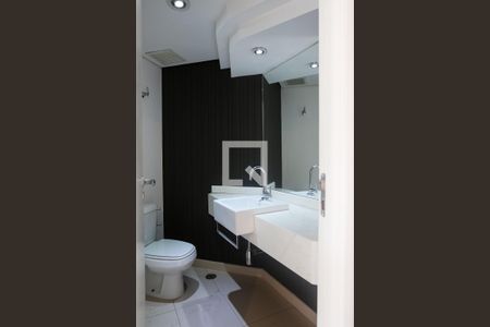 Lavabo de apartamento para alugar com 2 quartos, 130m² em Jardim, Santo André