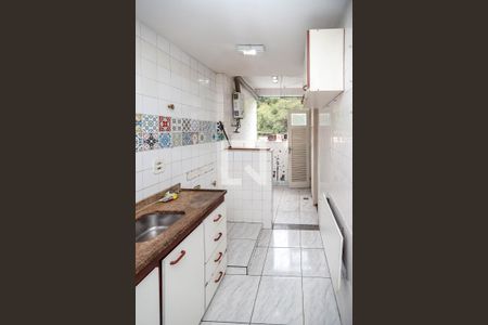 Apartamento à venda com 66m², 2 quartos e 1 vagaCozinha