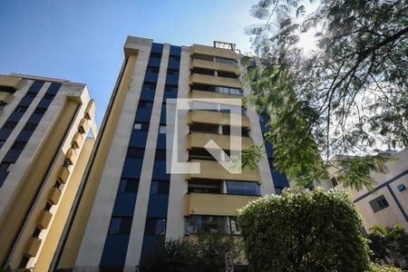 Apartamento à venda com 84m², 3 quartos e 2 vagasFachada