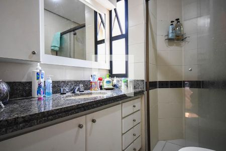 Apartamento à venda com 84m², 3 quartos e 2 vagasBanheiro suíte