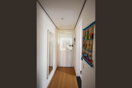 Hall de entrada de apartamento à venda com 3 quartos, 84m² em Vila Suzana, São Paulo